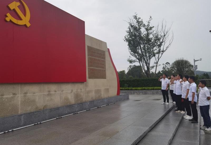 008PG国际建设党支部发展“党建引领聚合力 服膺初心谋发展”主题党日活动 (2)_800-550